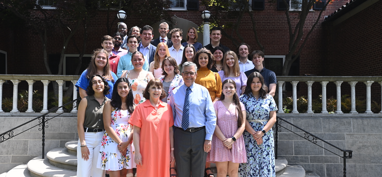 President's society members with President and Nancy Kilpatrick